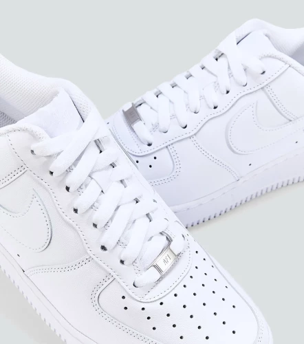 Tenis Nike Air Force 1 07BL