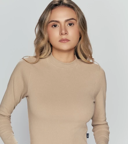 Thali Blusa Manga Larga Slim Fit TyperKQ