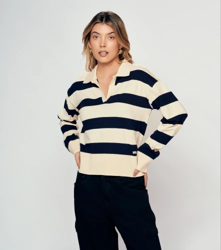 Camila Buzo Tejido Con Cuello Y Lineas En Contraste UnserAR