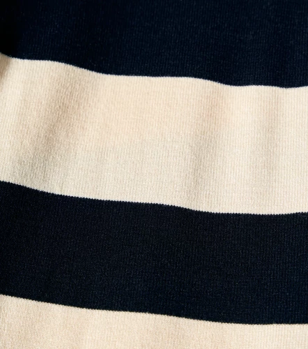 Camila Buzo Tejido Con Cuello Y Lineas En Contraste UnserAR