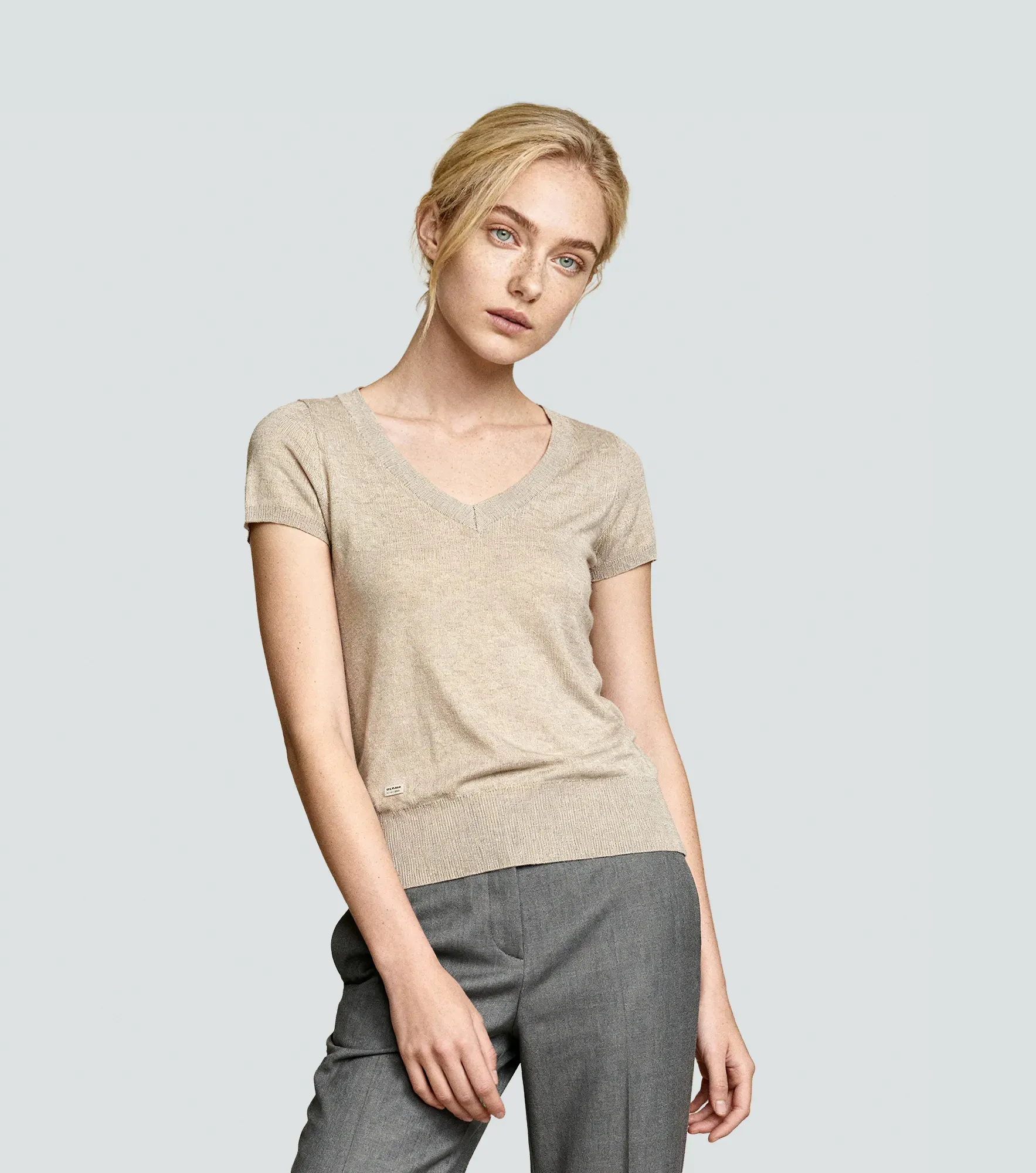 Karen Blusa Tejida Cuello V Con Fajon En Cadera Unser 836557 AR