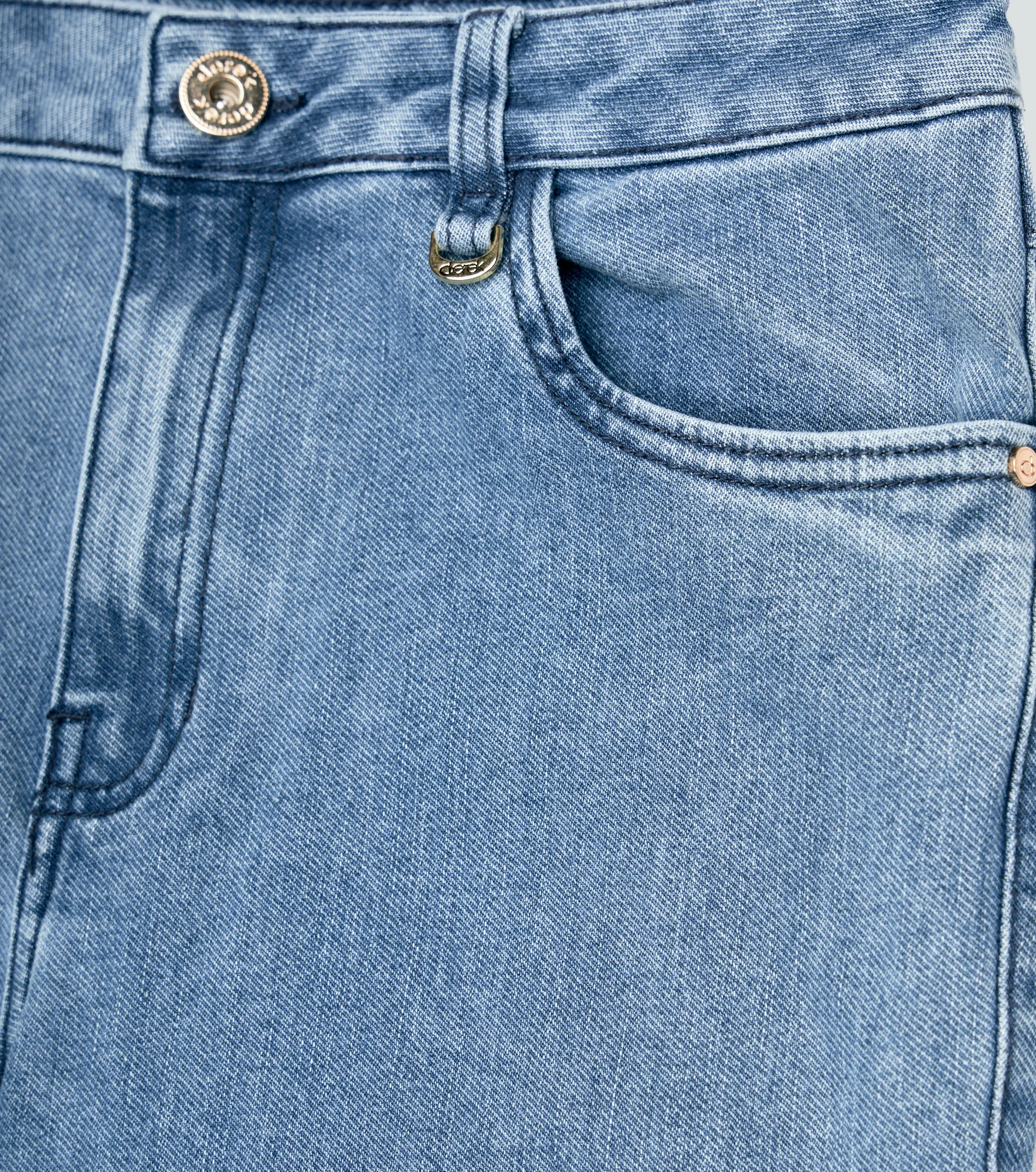 Jean Para Mujer Con Proceso Bi Color Derek 836532 AZ