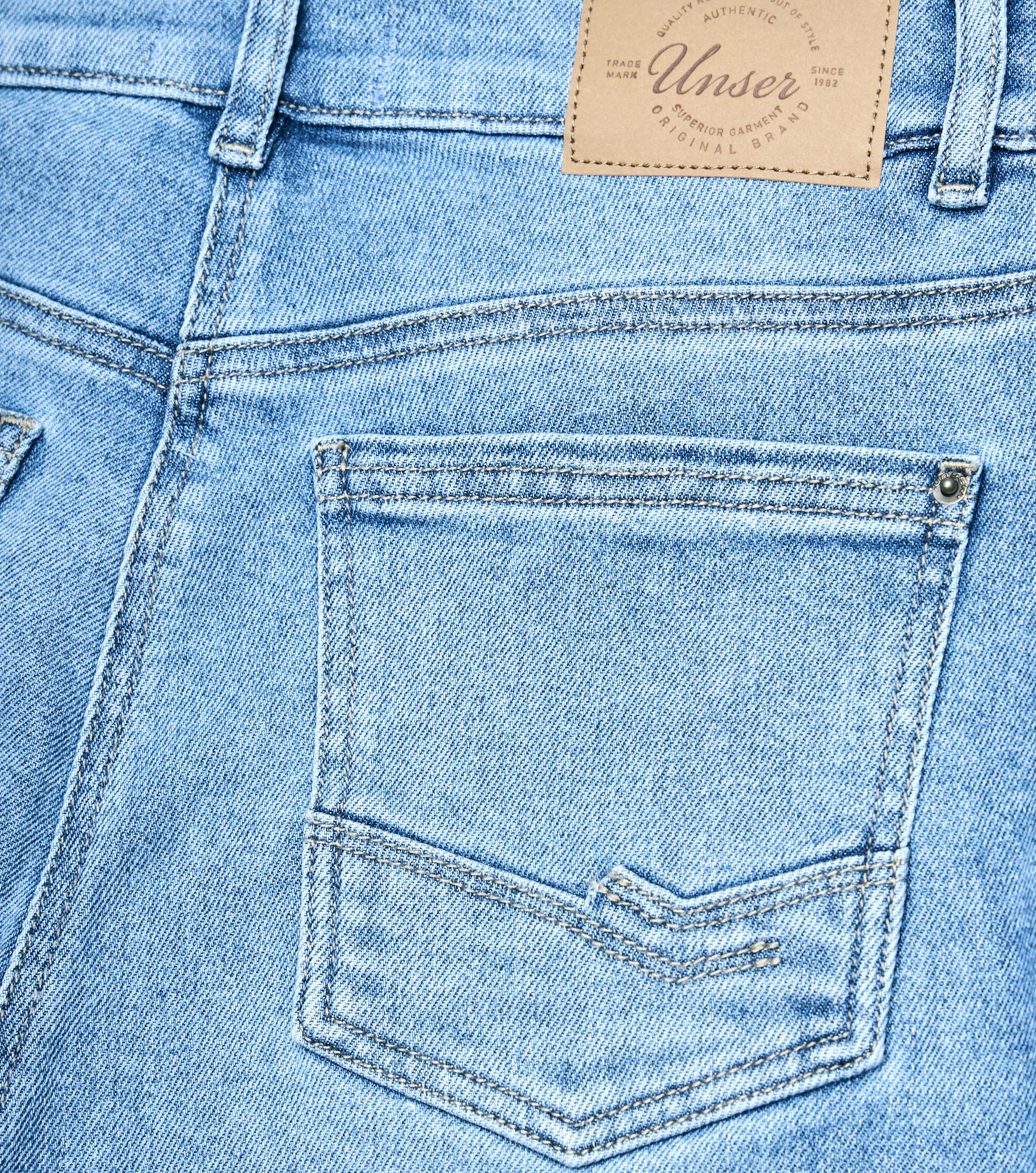 Olivia Bermuda En Denim Proceso Claro Cinco Bolsillos Unser 836655 AZ