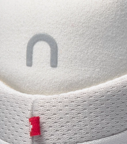 Tenis On Running Cloudnova 2BL