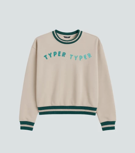 Zary Camibuzo Oversize Bordado TyperKQ