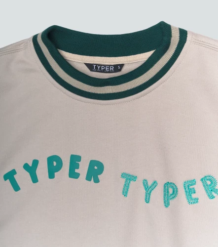 Zary Camibuzo Oversize Bordado TyperKQ