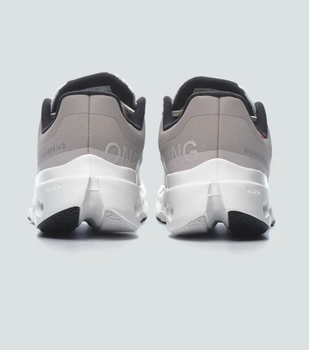 Tenis On Running Cloudsurfer NextGR