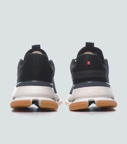Tenis On Running Cloudnova Form 2NG