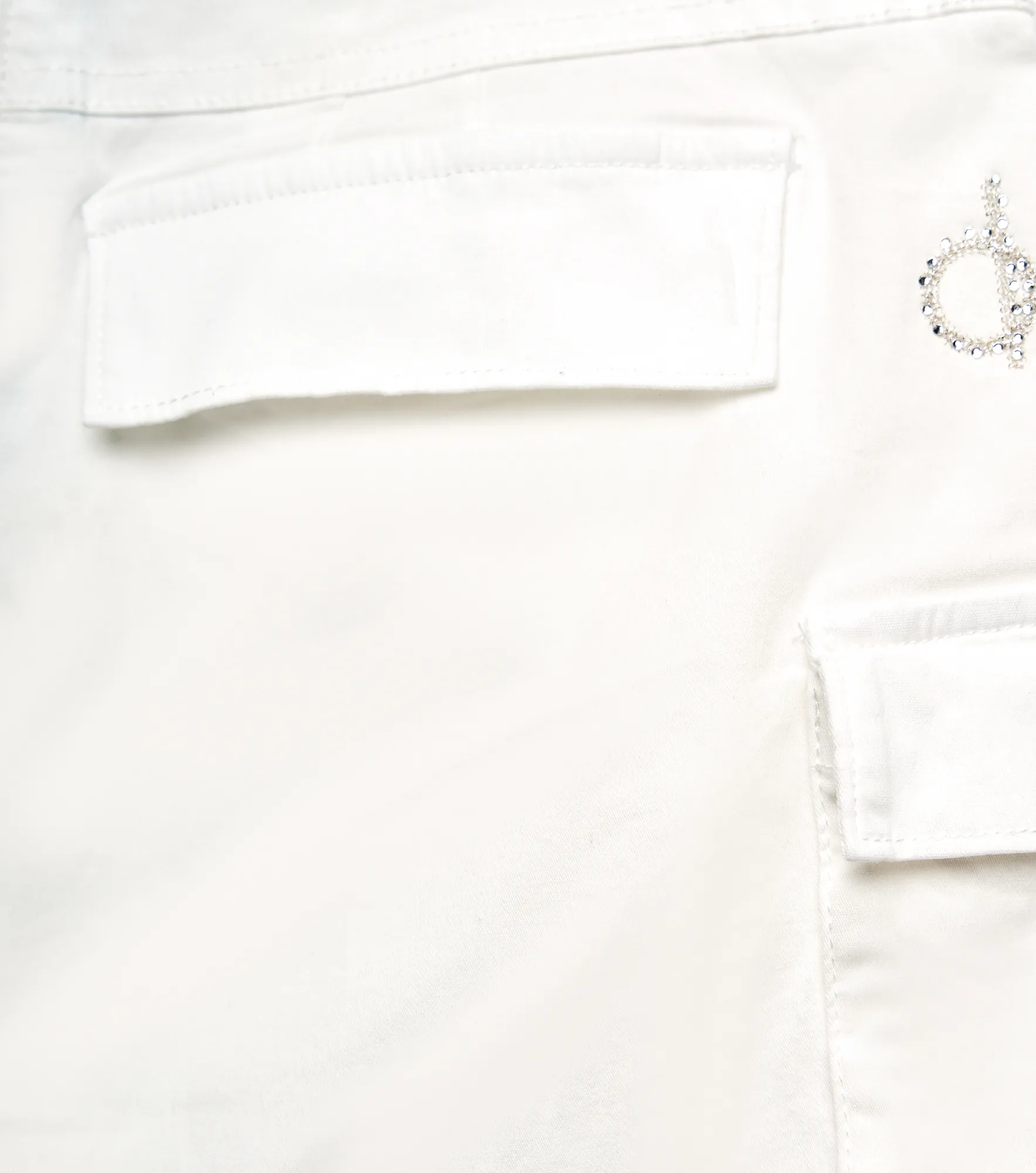 Short Para Mujer Tipo Cargo Unicolor Ivonne Derek 831693 AR