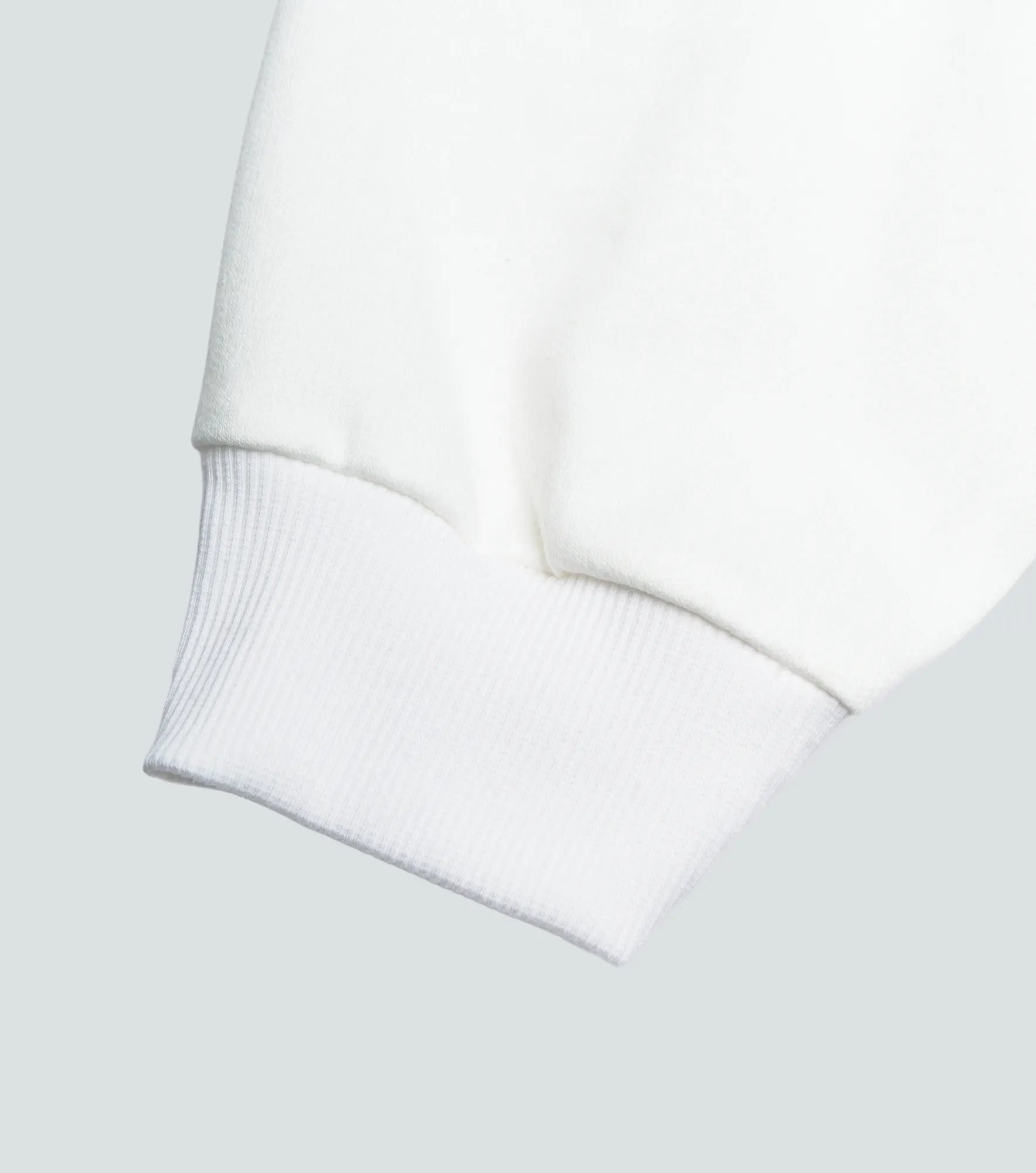 Toscani Buzo Oversized Con Cortes En Rib Y Bolsillo Funcional Typer 835732