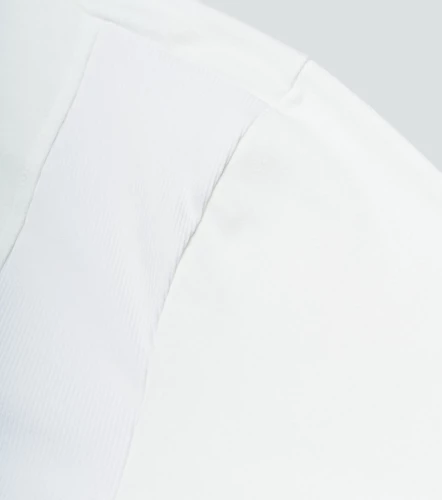 Toscani Buzo Oversized Con Cortes En Rib Y Bolsillo Funcional TyperAR