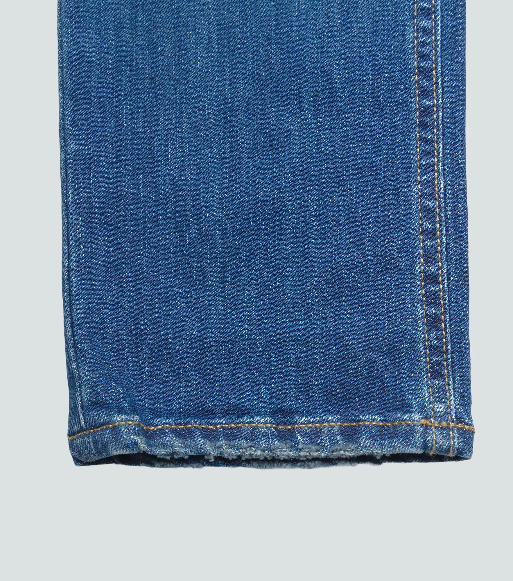 Jeans Americanino Tapered Tono Medio 129547 AZ