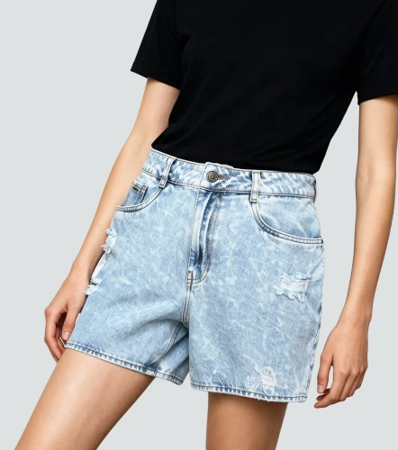 Fernanda Short En Indigo Tipo Bermuda Con Desgastes UnserAZ