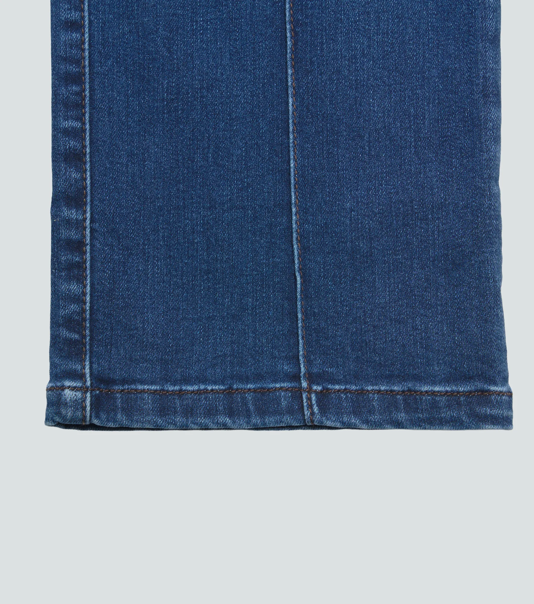 Jean Para Mujer Barcelona Jennifer Derek 836531 AZ