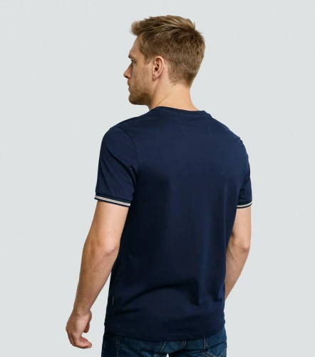 Slim Migue T Shirt Con Combinacion De Tecnicas UnserAV