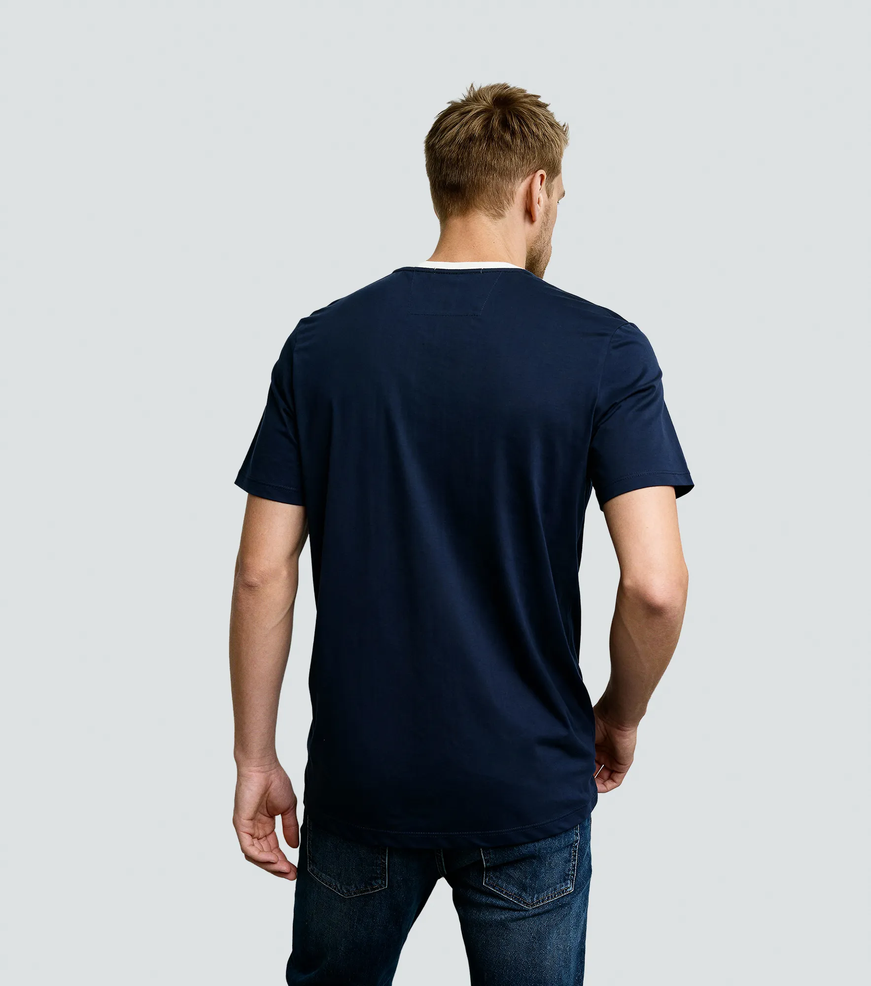 Comfort Paul T Shirt Unicolor Con Sesgo Y Estampado Contraste Unser 837011 AV