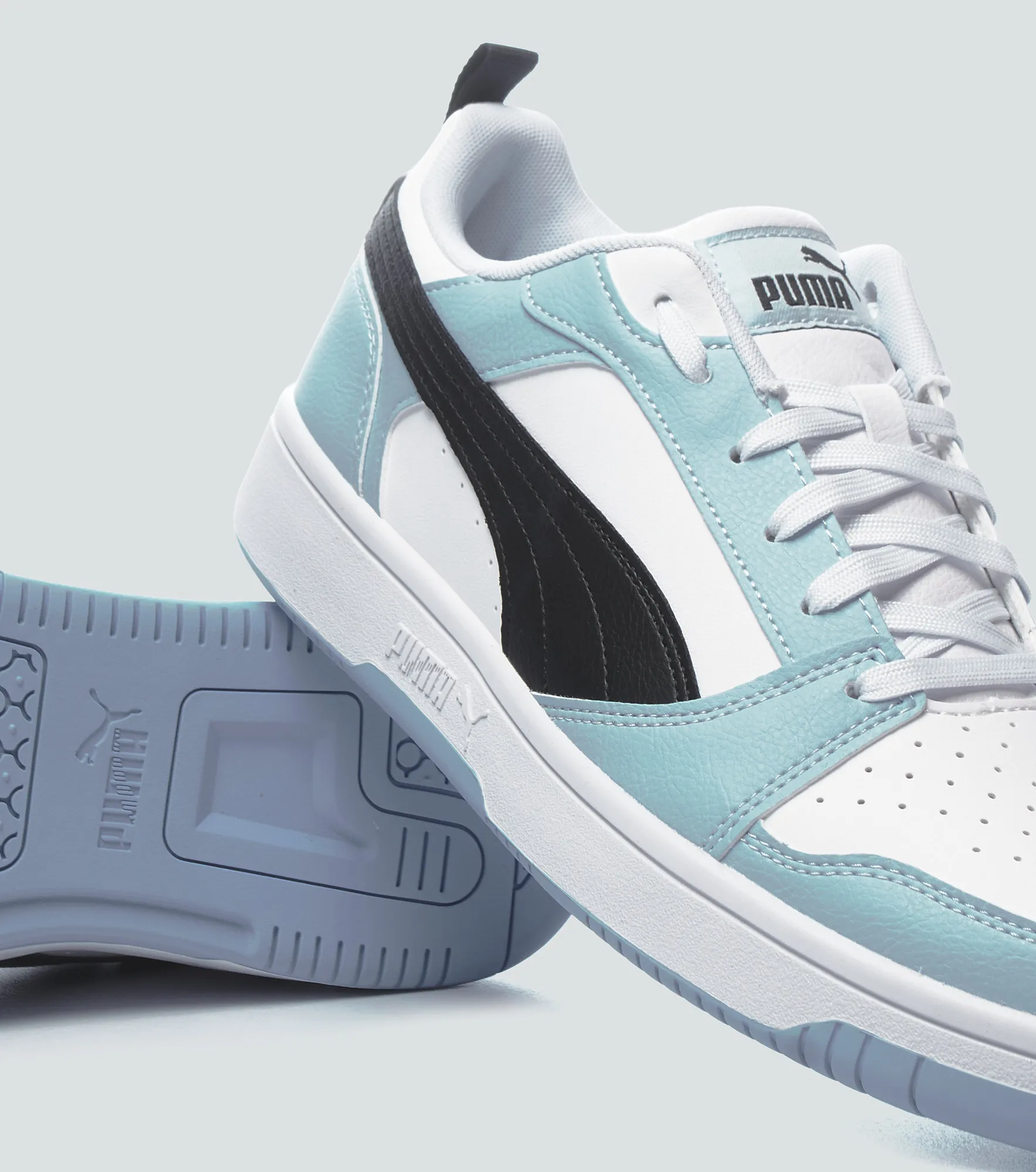 Tenis Puma Rebound V6 Low 132095 BL