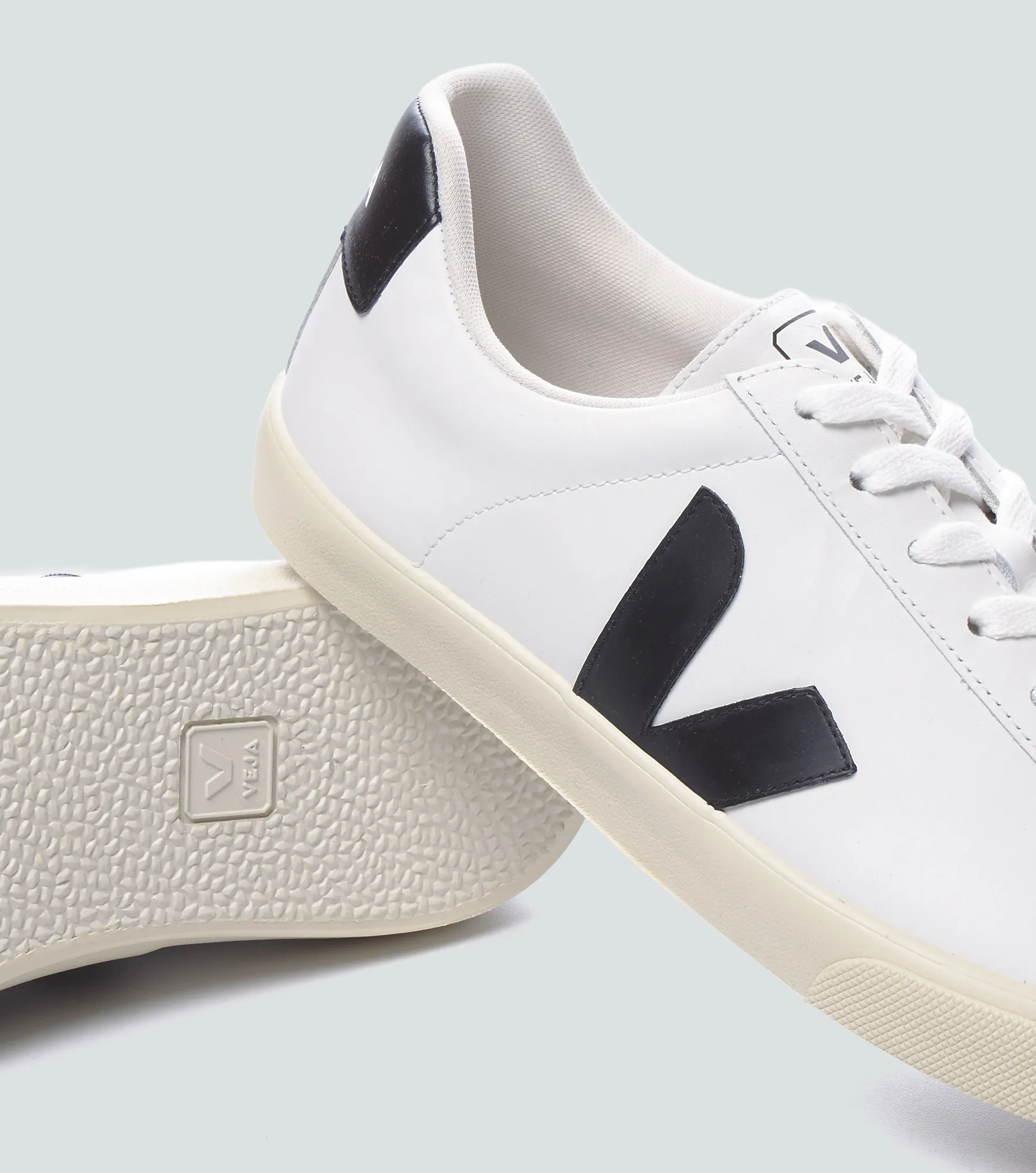 Tenis Veja Esplar Logo Leather Extra 132214 BL