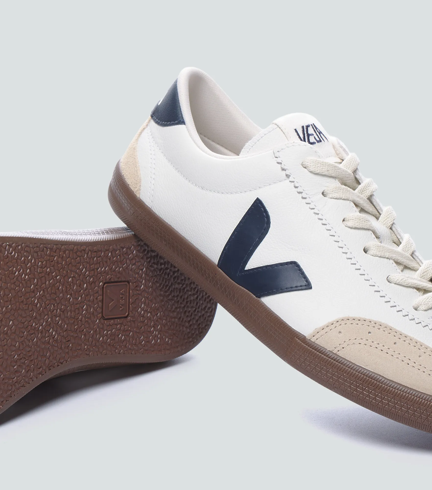 Tenis Veja Volley O T Leath 132220 BL