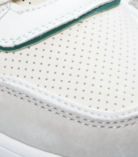 Tenis Unicolor Para Mujer TyperBL