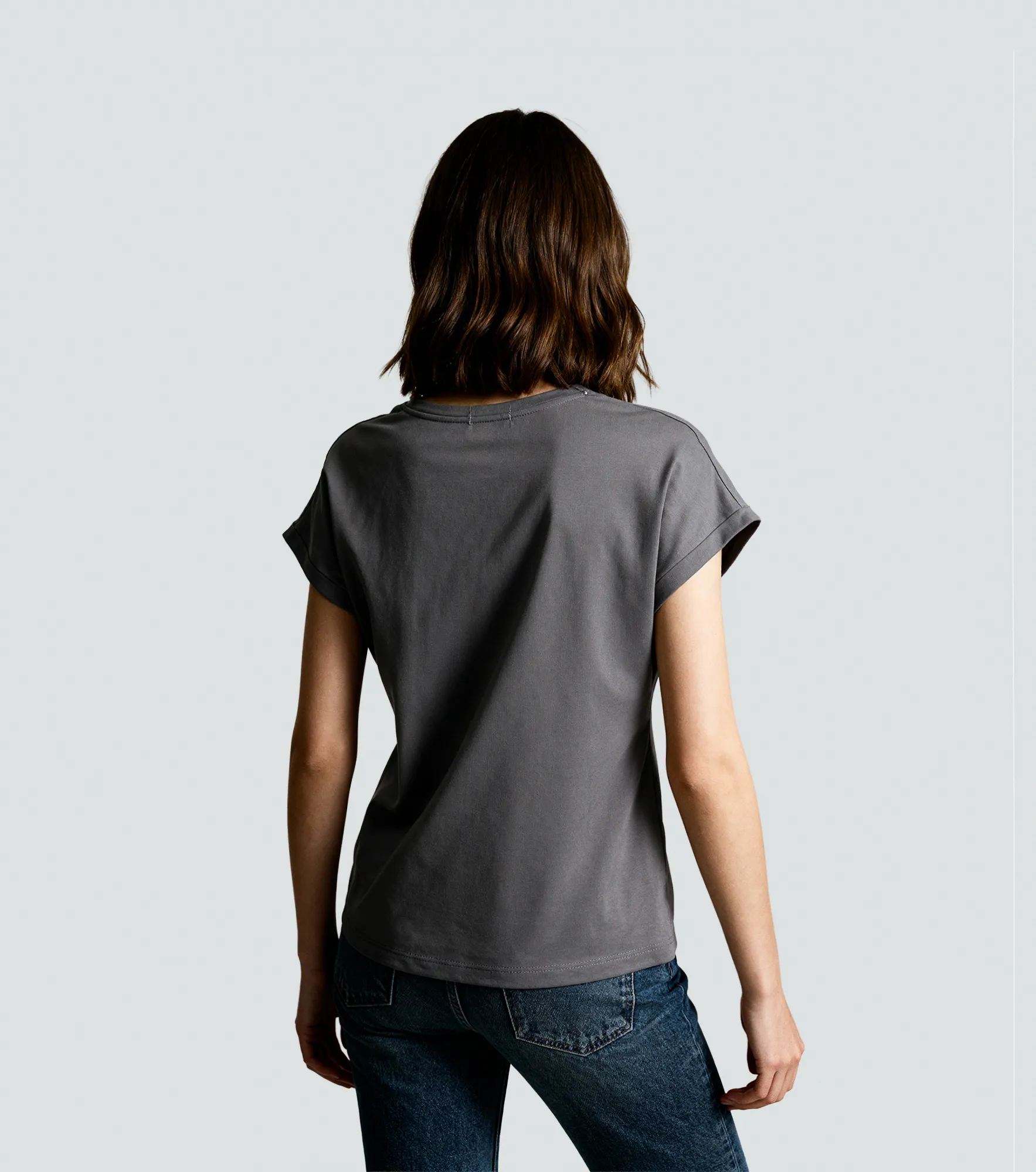 Aitana Blusa T Shirt Unicolor Con Estampado En Delantero Unser 832639 GR