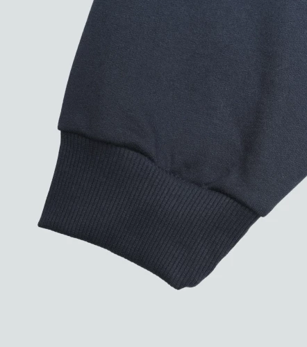 Toscani Buzo Oversized Con Cortes En Rib Y Bolsillo Funcional TyperNG