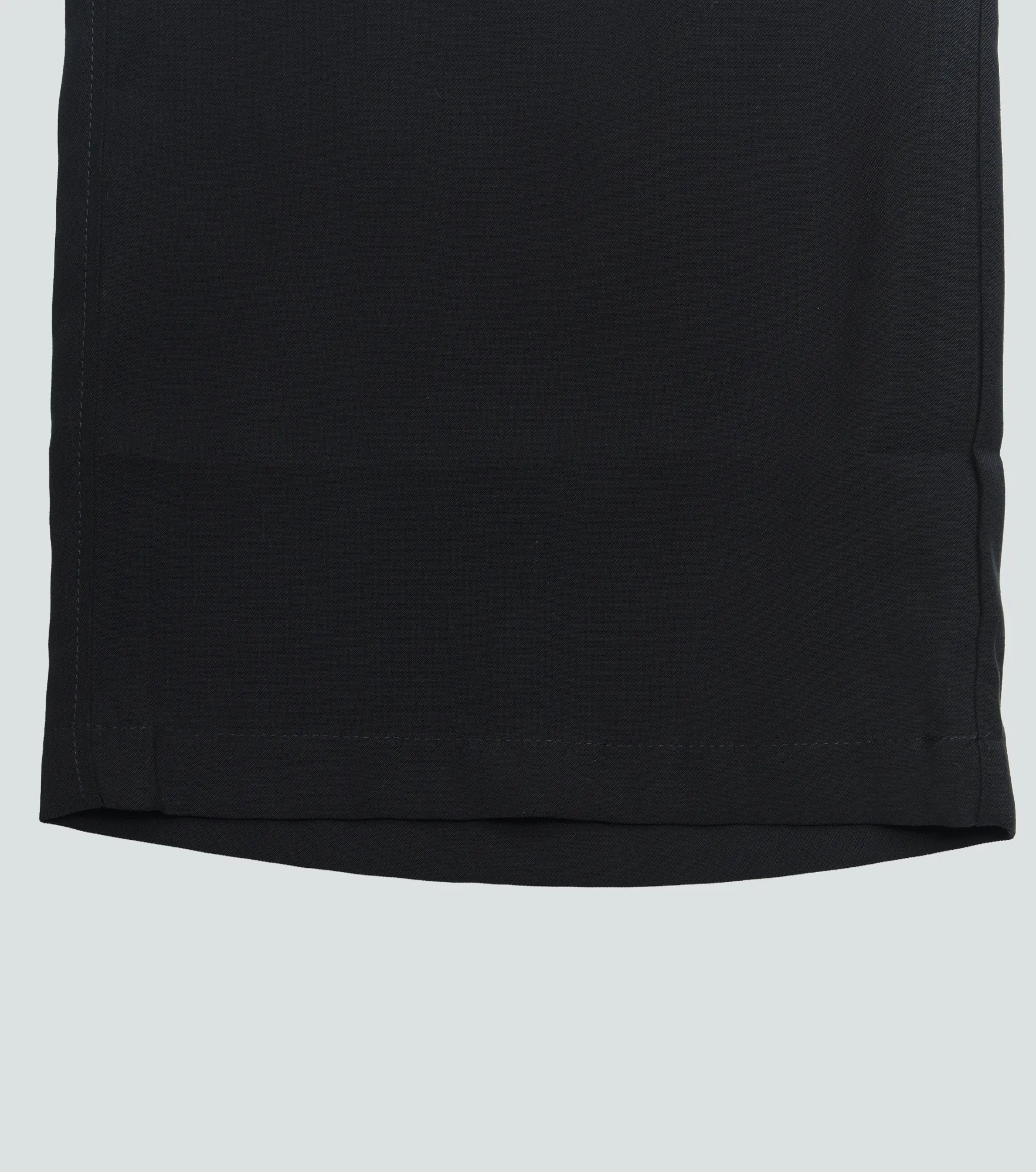 Antonella Pantalon Unicolor Con Detalles Unser 836550 NG