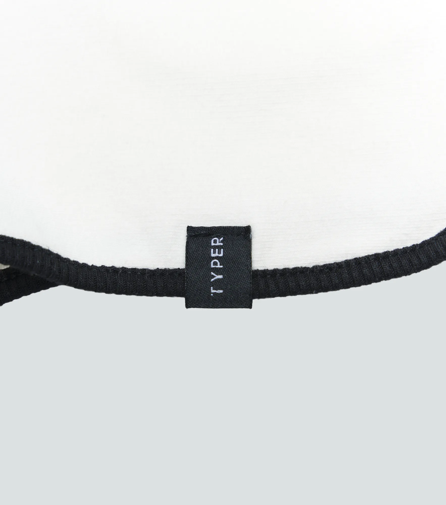 Irina Short Con Sesgos En Contraste Comfort Typer 835651 NG