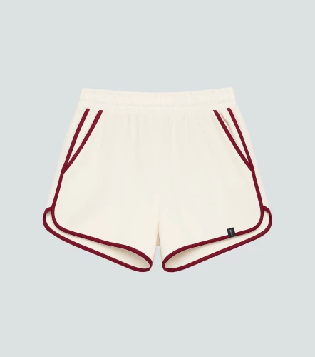 Irina Short Con Sesgos En Contraste Comfort TyperVT