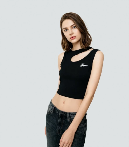 Olivia Blusa Slim Fit Con Corte En Escote TyperNG