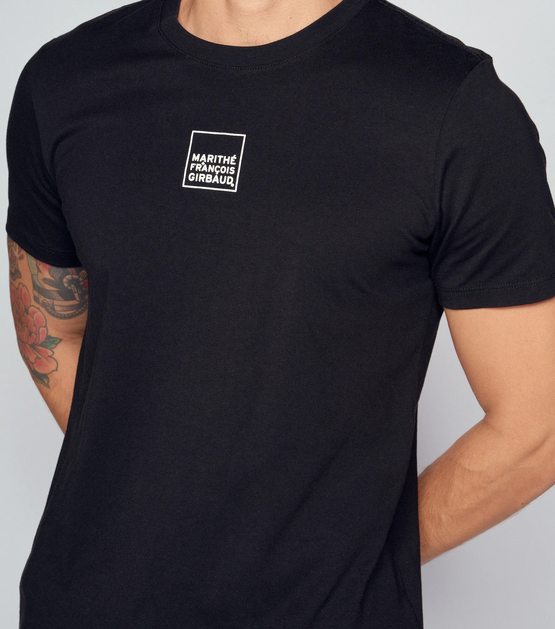 Camiseta Girbaud Le Francois M C 127671 NG