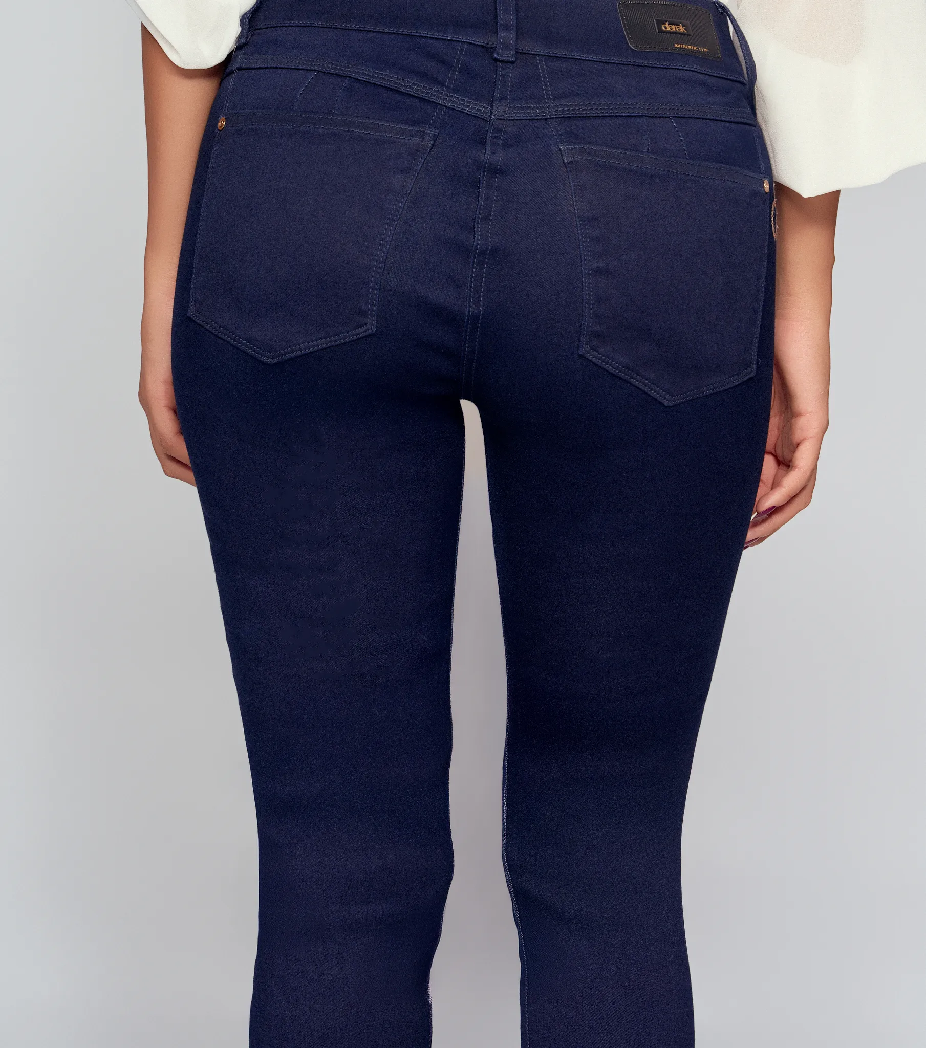 Jean Para Mujer Con Realce 3d Bota Skinny Derek 829831 AZ