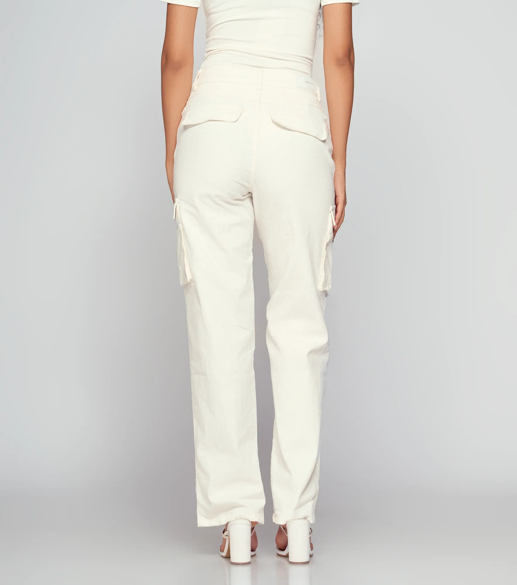 Pantalon para mujer mariana tipo cargo unicolor derek 830202