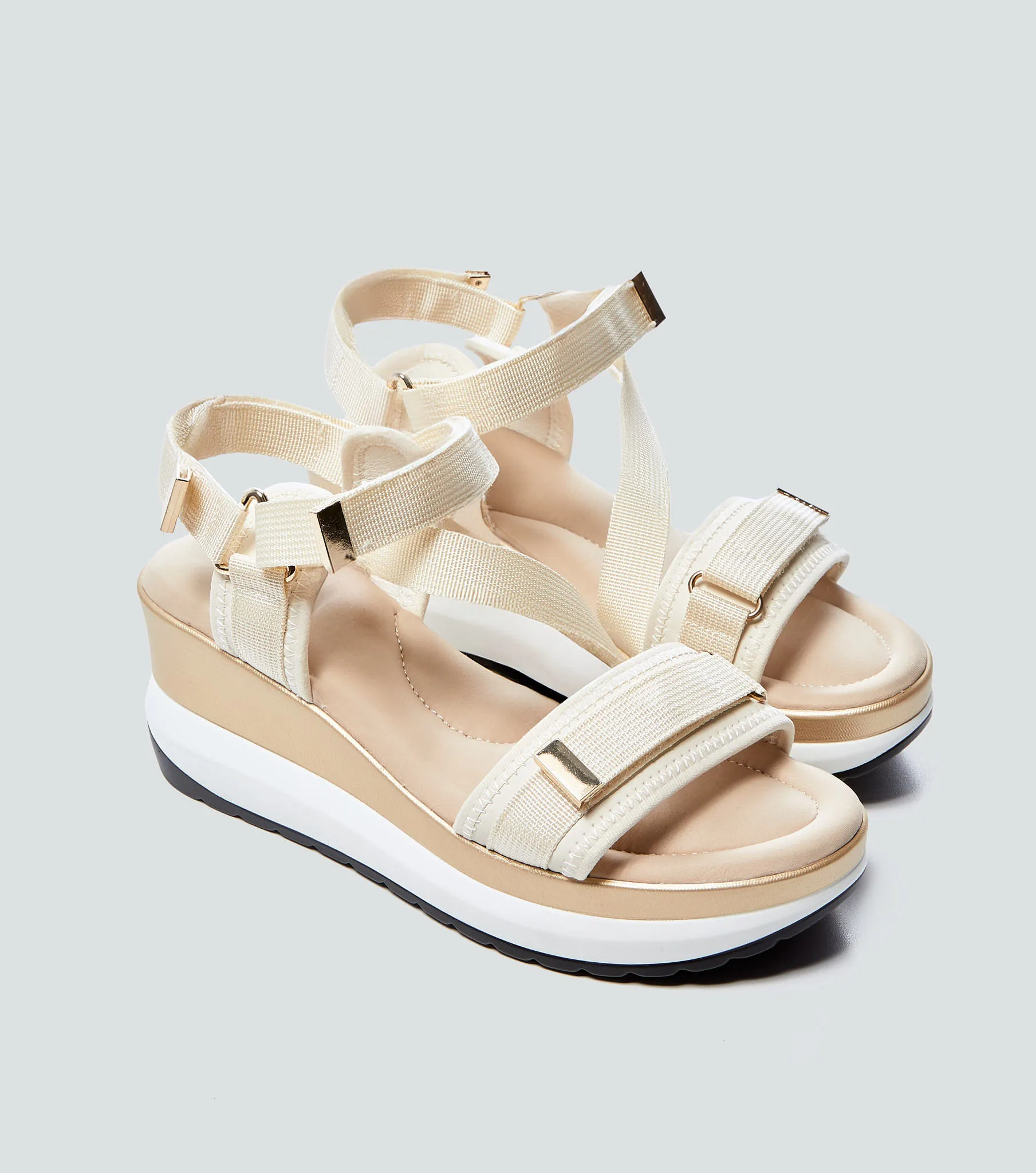 Sandalia Para Mujer Suela Alta Derek 832517 BG