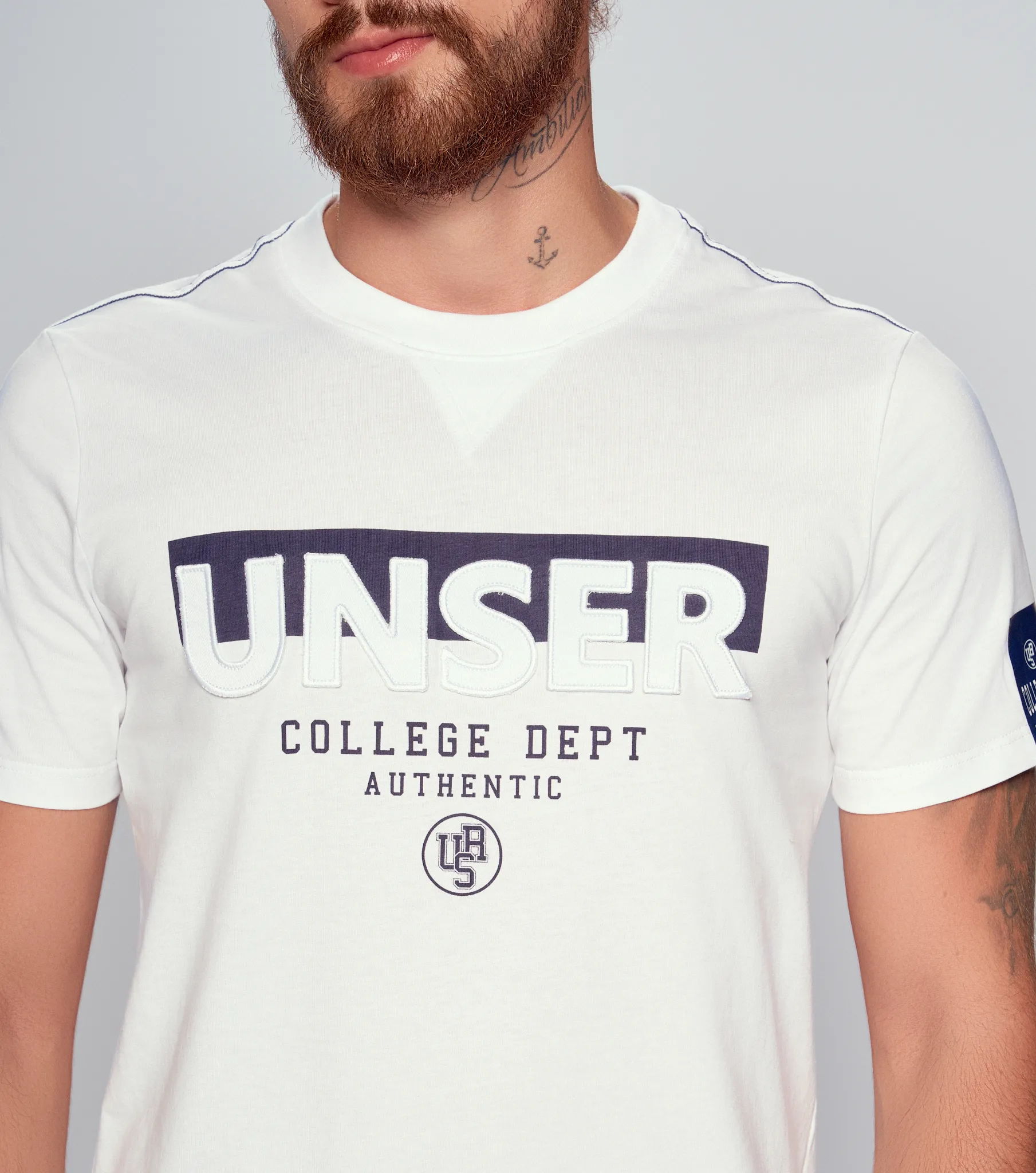 Slim Matias T Shirt Unicolor Con Estampado Unser 833227 BL