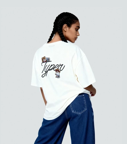 T Shirt Luisa Bordada TyperBH