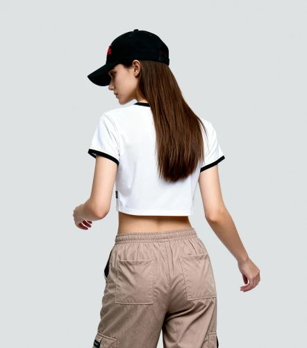 Venecia Blusa Crop Bordada Comfort TyperBL
