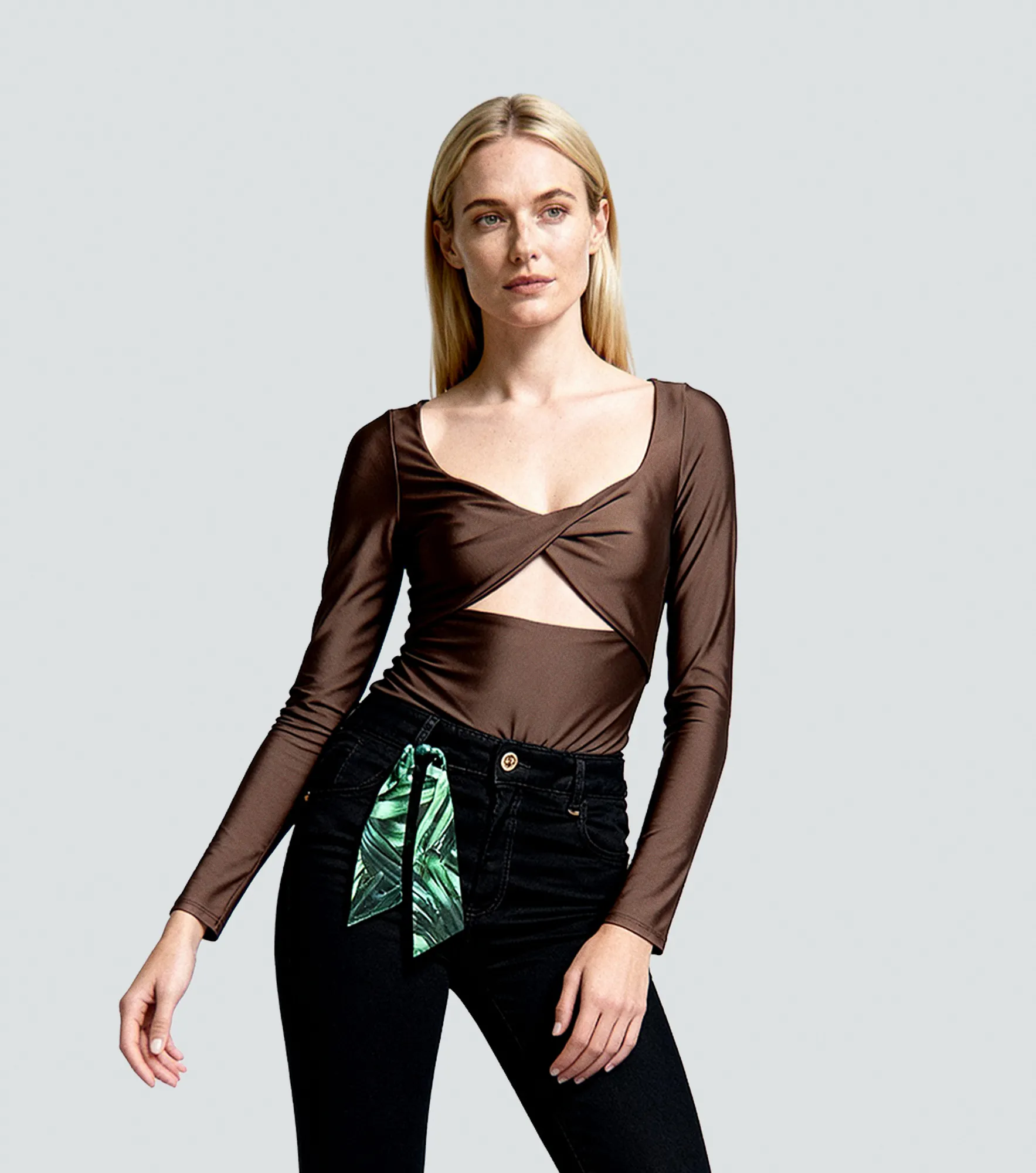 Regina Body Con Abertura En Delantero Derek Lovely 837849 CF