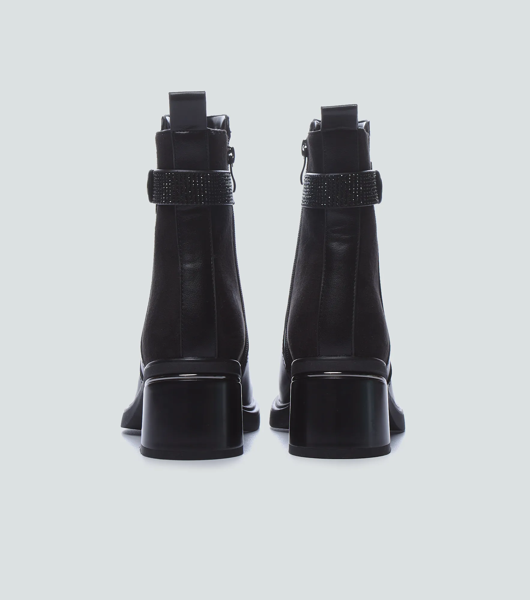 Bota Cana Media Unicolor Derek 832515 NG