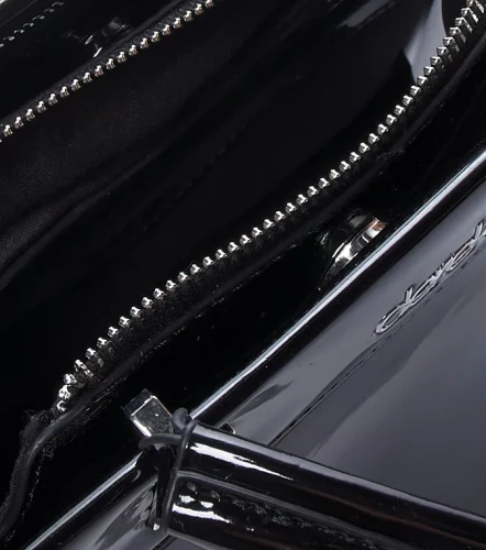 Bolso Unicolor DerekNG