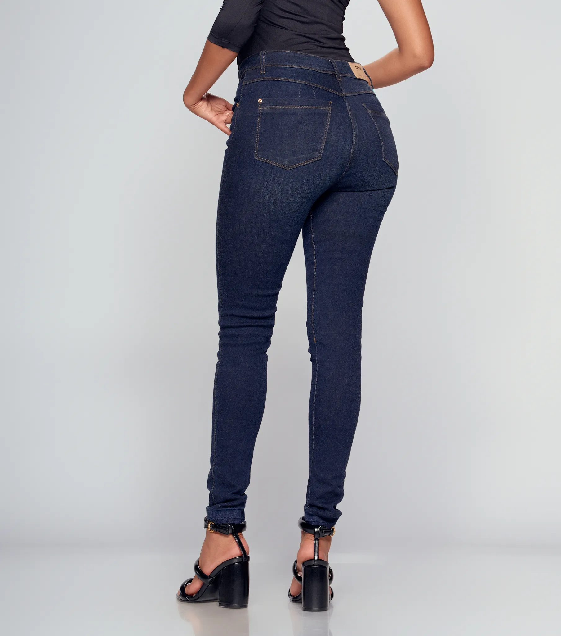 Jean Para Mujer Bota Skinny Con Proceso Barcelona Adele Derek 829844 AZ