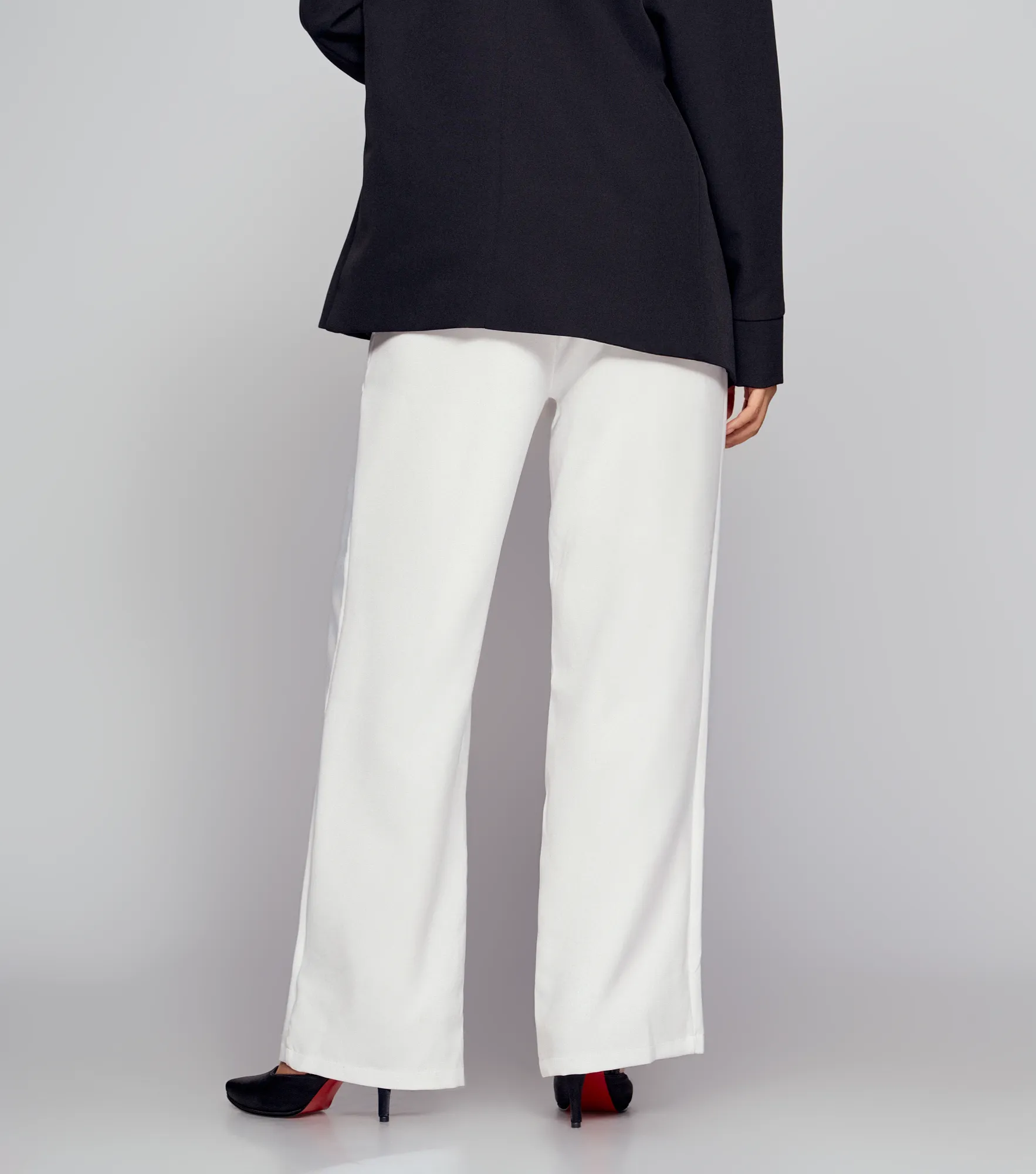 Pantalon Para Mujer Daniela Unicolor Derek 833507 BL