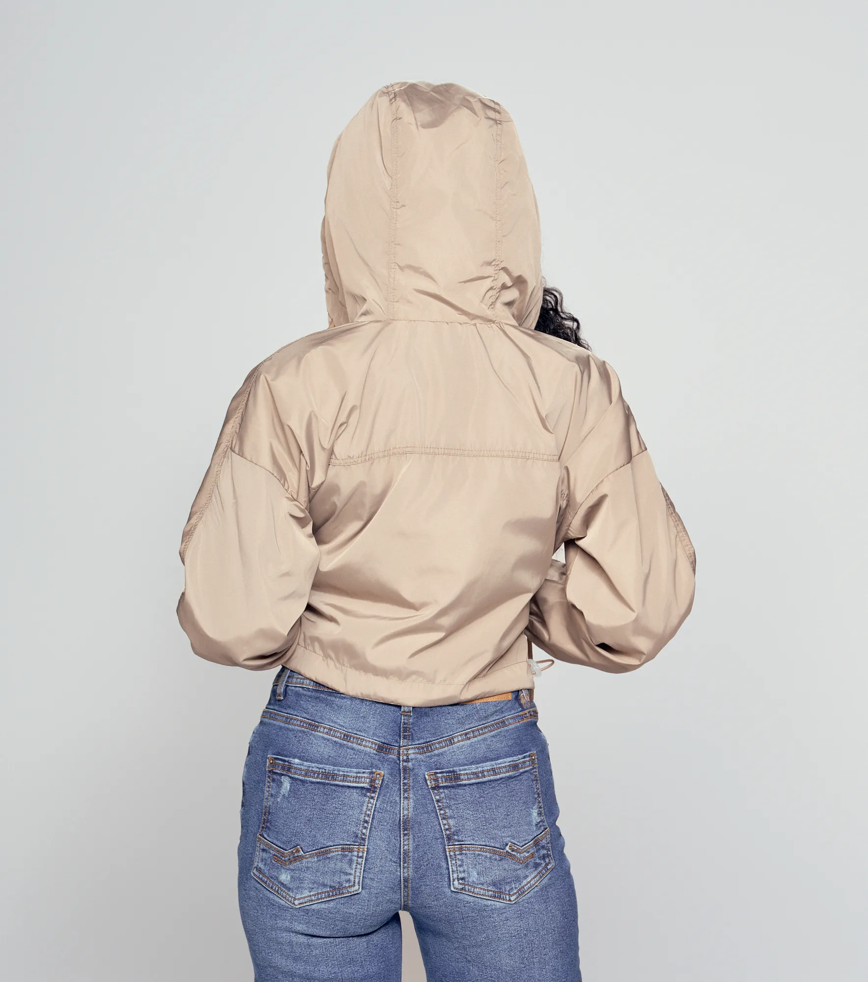 Sheila Chaqueta Rompevientos Con Bolsillo Y Cortes Unser 832734 KQ