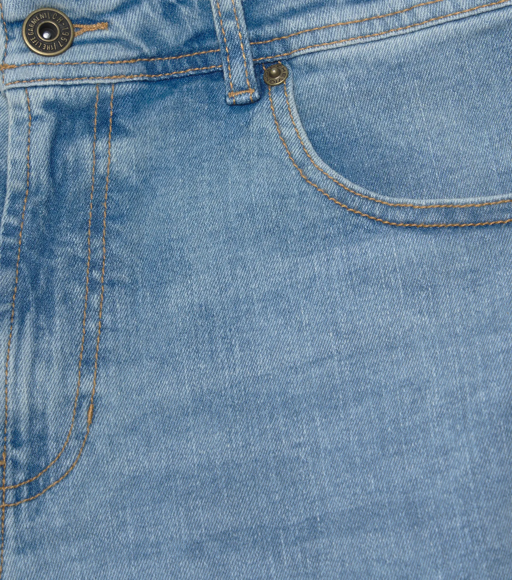 Bermuda Chevignon Denim Tono Medio 132649 AZ