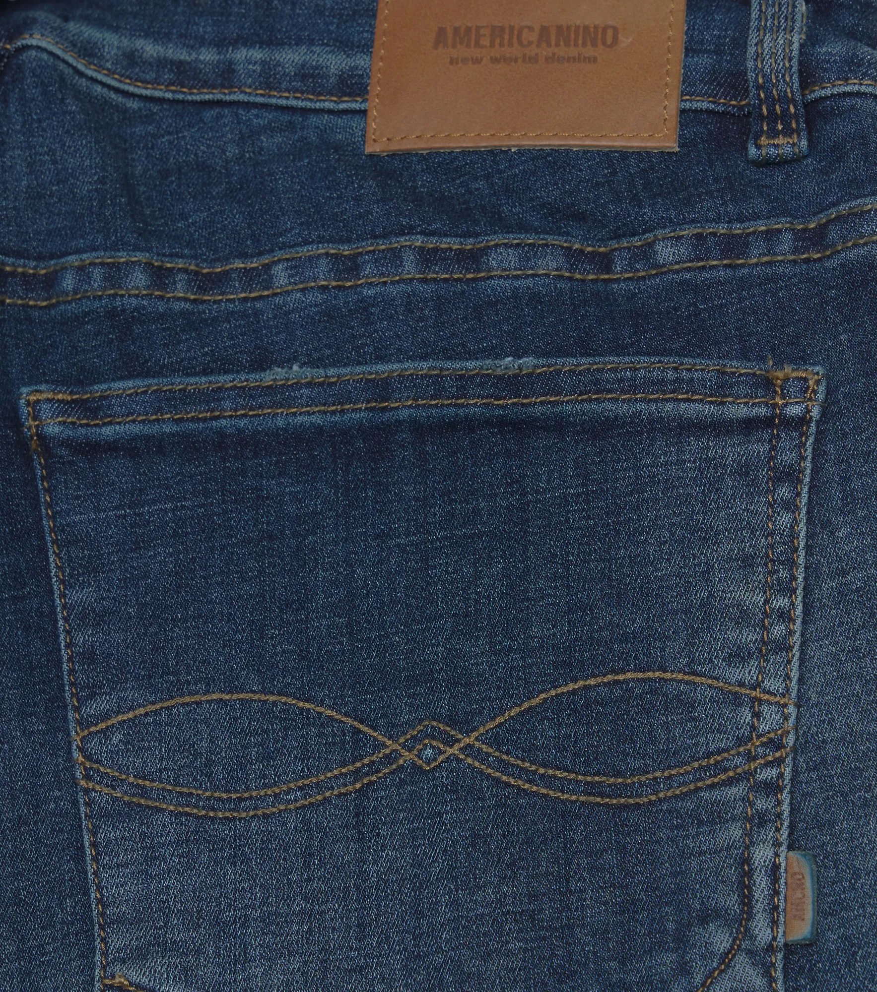 Jean Slim Tono Medio Americanino 132656 AZ