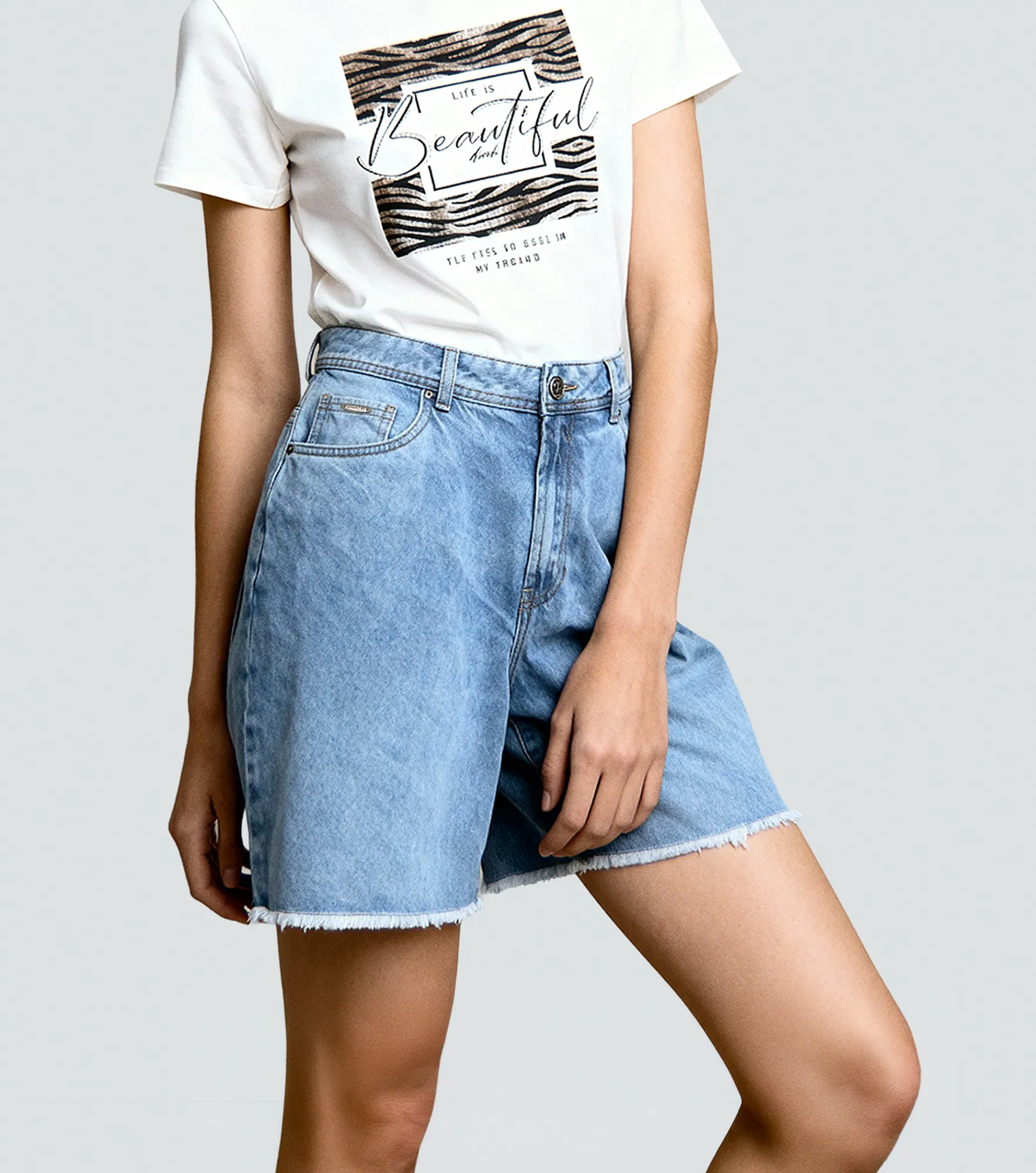 Luna Bermunda Tono Claro Con Desgaste Unser 836131 AZ