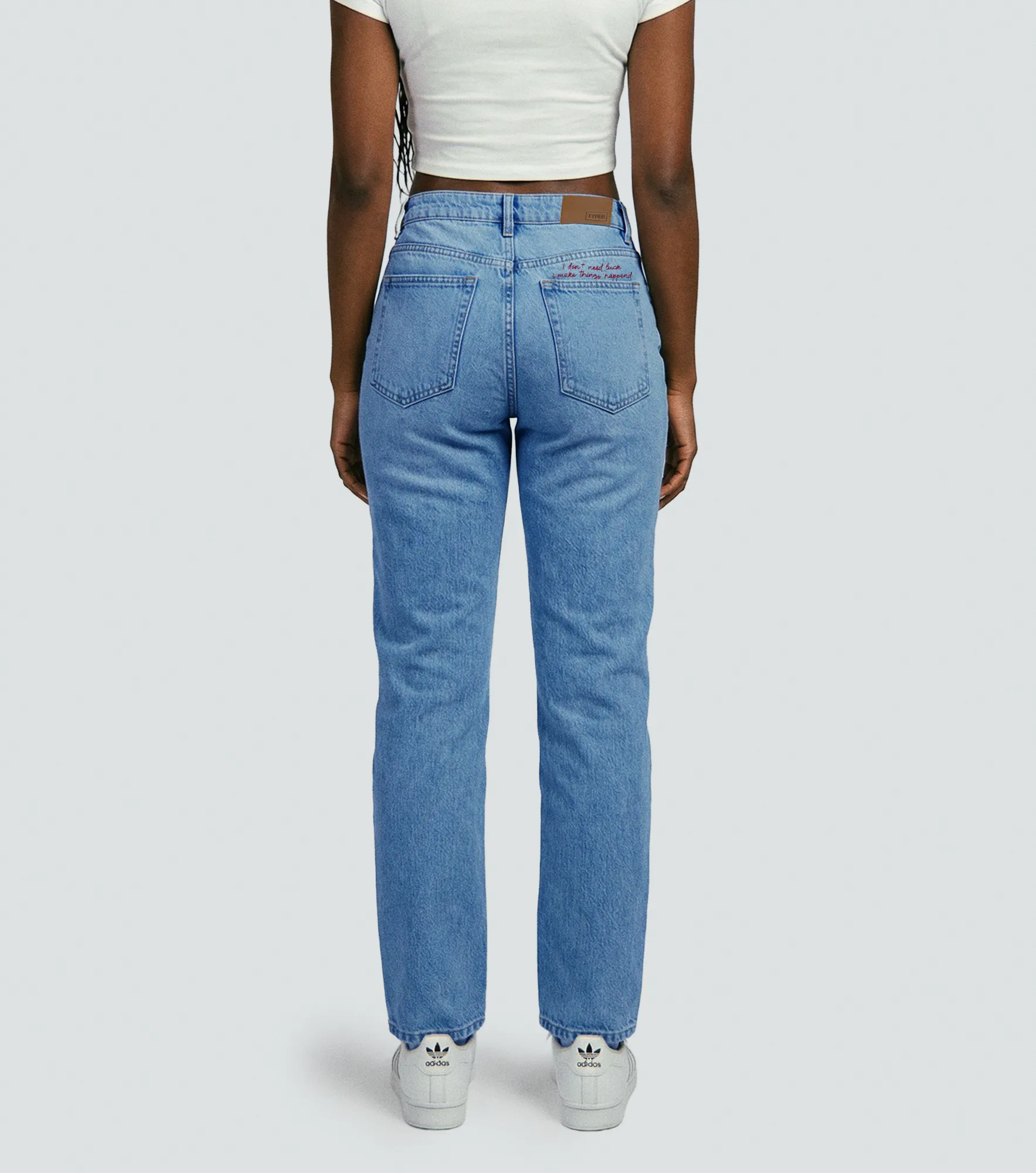 Lima Jean Momfit Con Bordado En Posterior Typer 836203 AZ