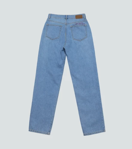 Lima Jean Momfit Con Bordado En Posterior TyperAZ