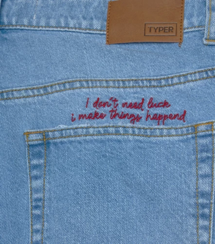 Lima Jean Momfit Con Bordado En Posterior TyperAZ