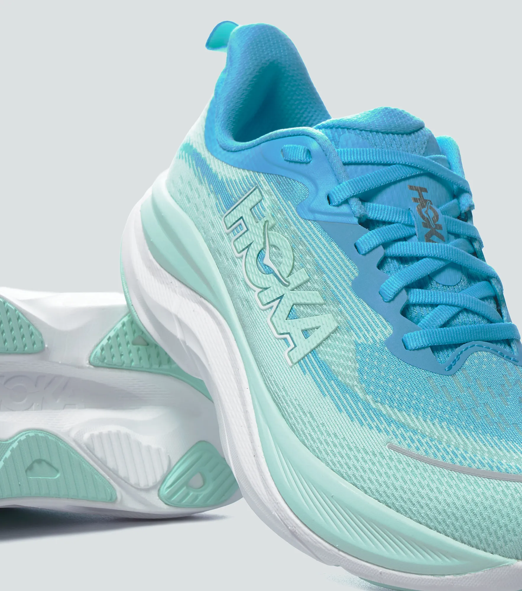 Tenis Hoka W Skyflow 132606 AC